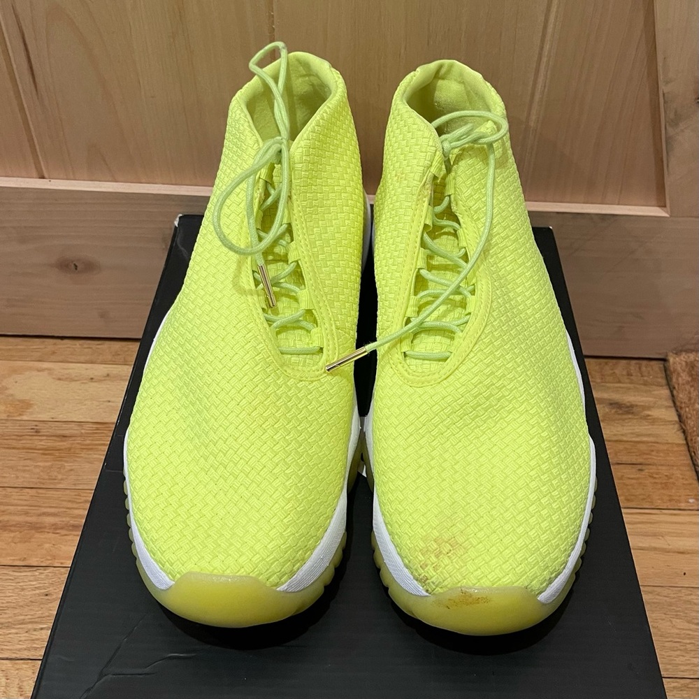 AIR JORDAN Future Volt
